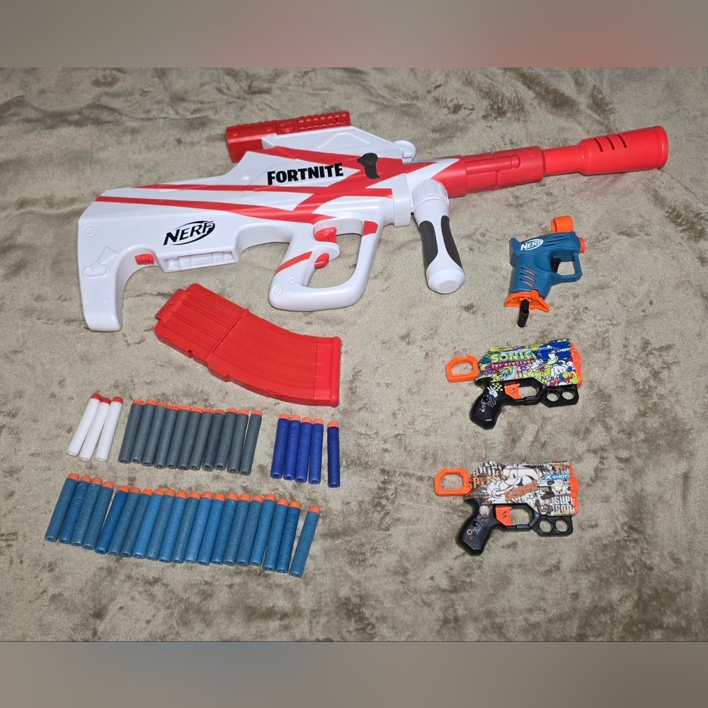 Nerf Fortnite B-AR Motorized Dart Blaster w/ 10Dart Clip (with added Xshots)